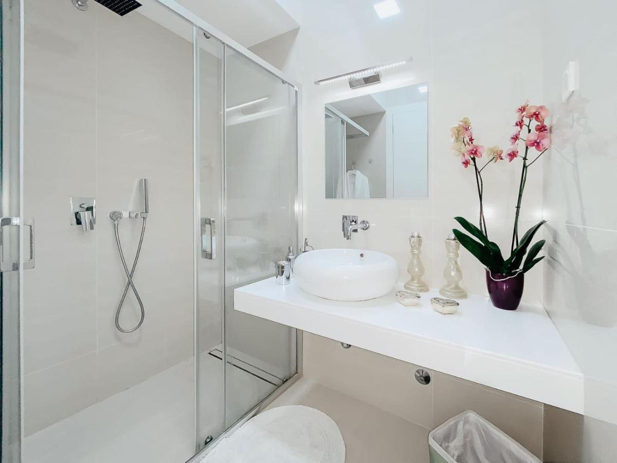 Montesun Apartments Becici Boreti エクステリア 写真