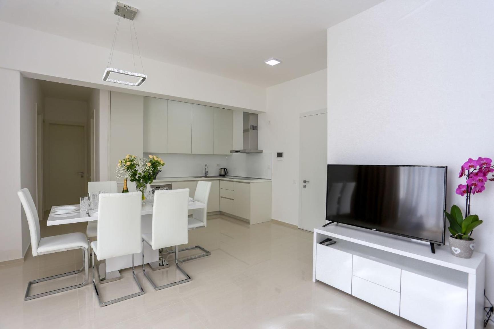 Montesun Apartments Becici Boreti エクステリア 写真