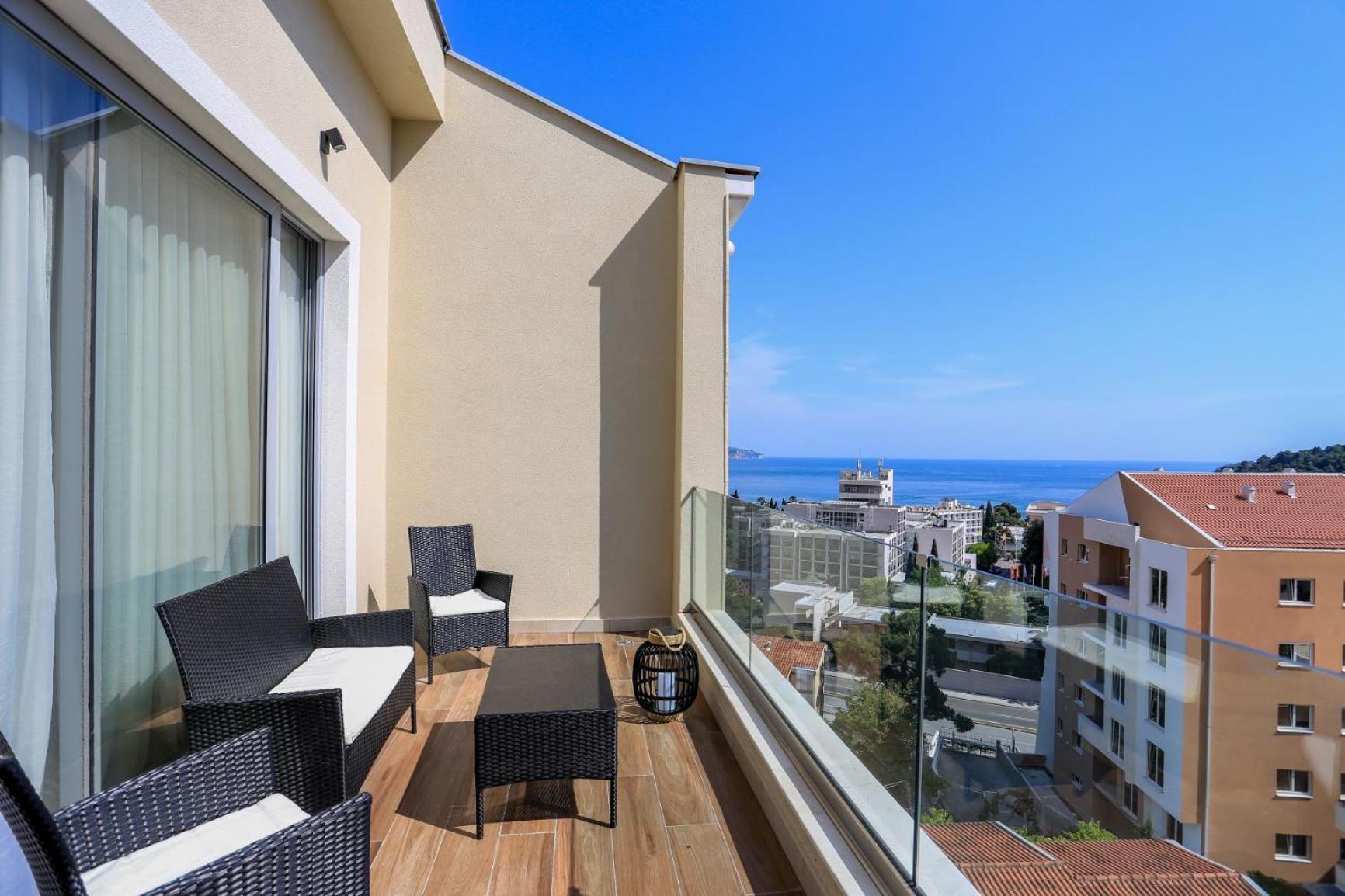 Montesun Apartments Becici Boreti エクステリア 写真