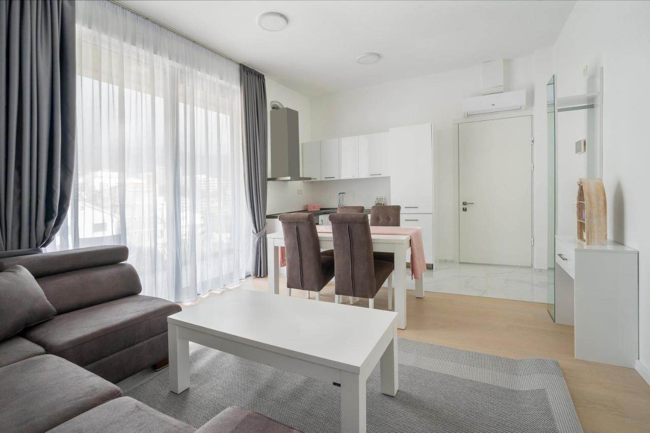 Montesun Apartments Becici Boreti エクステリア 写真