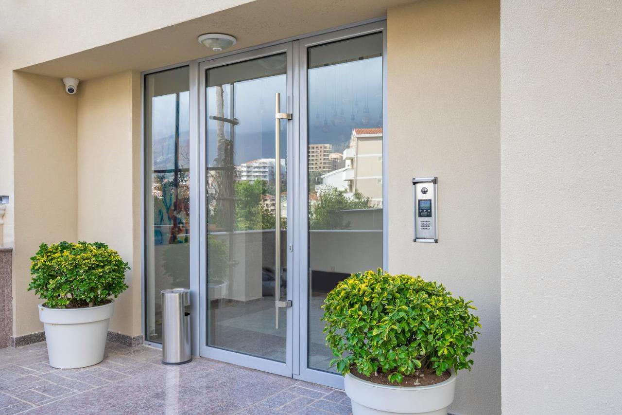Montesun Apartments Becici Boreti エクステリア 写真
