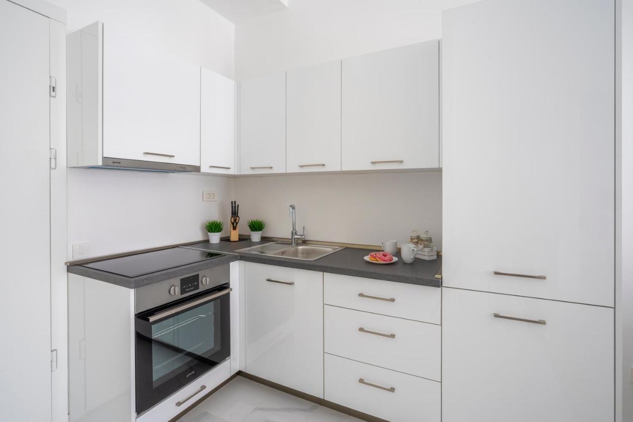 Montesun Apartments Becici Boreti エクステリア 写真